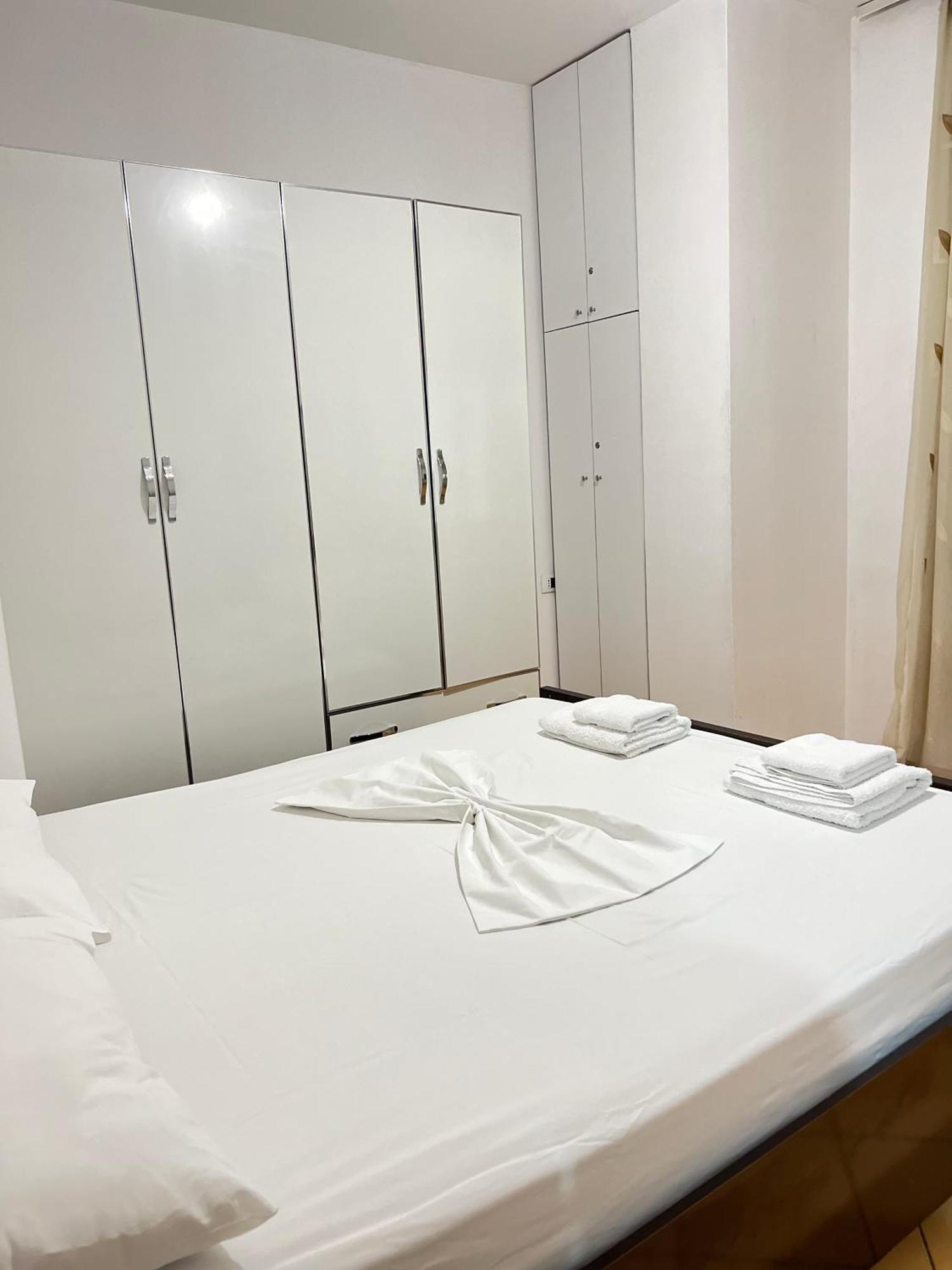 Leonard Apartment Tirana Exterior photo